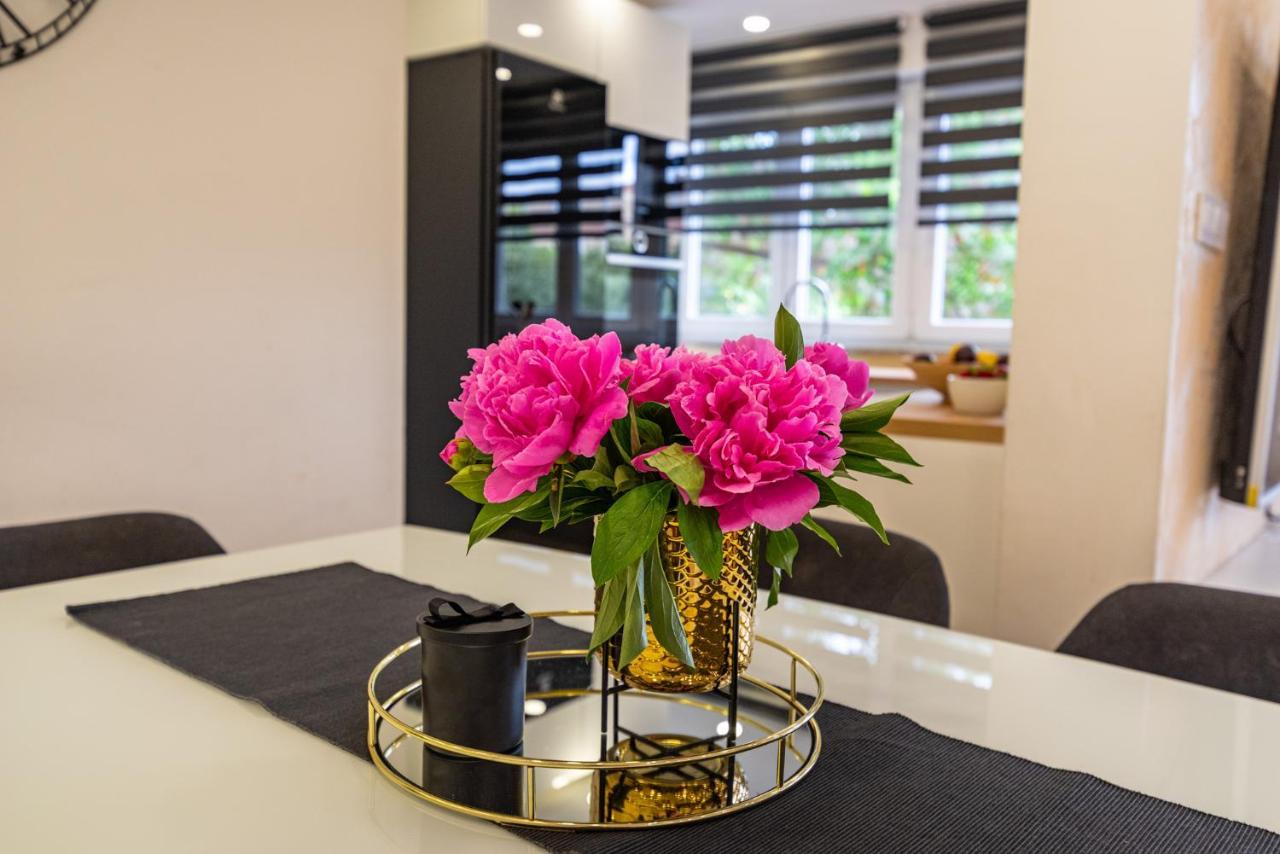 M&F Luxury Apartment ซาดาร์ ภายนอก รูปภาพ